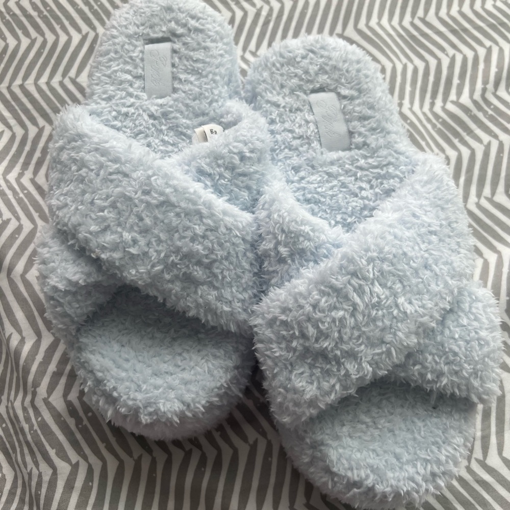 Light blue medium Pink Victoria secret platform criss cross slippers NWOT